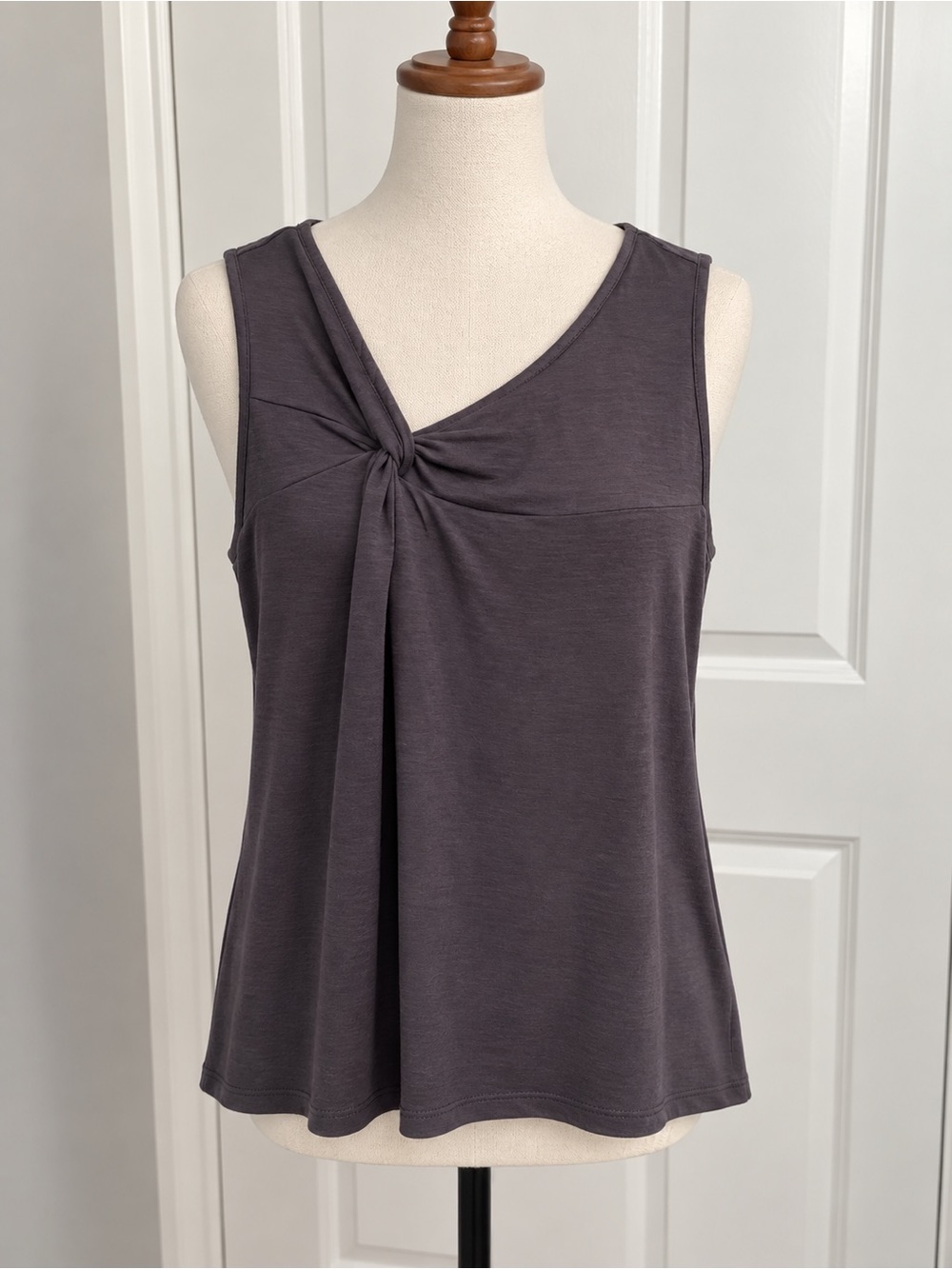 41 Hawthorn Charcoal Twist-Front Sleeveless Tank